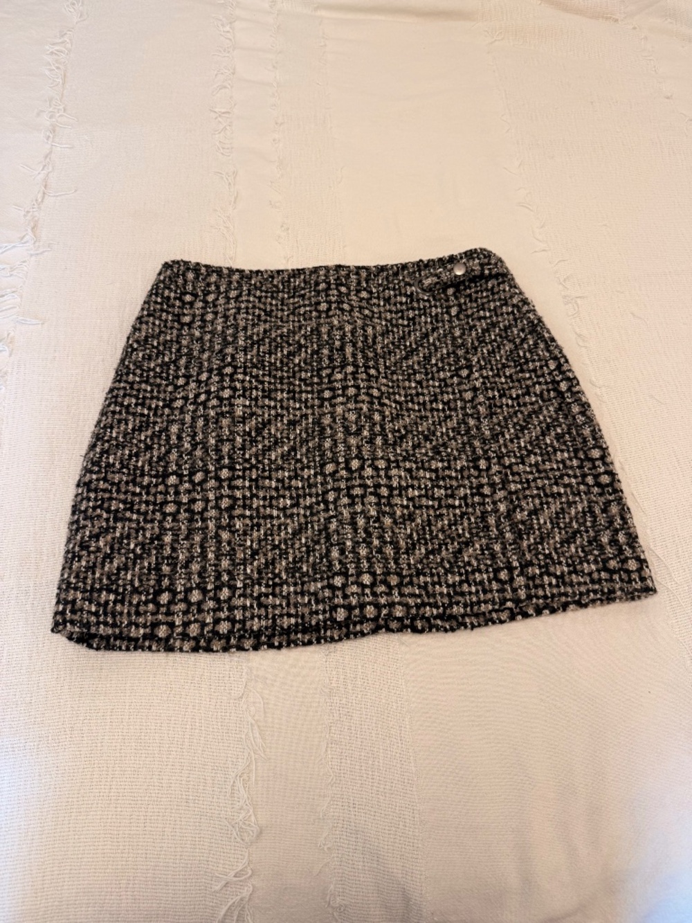 Banana republic Skirt Women Size 2p Multicolor